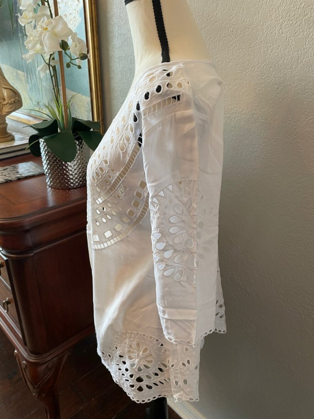 top - Picture 2 of 4